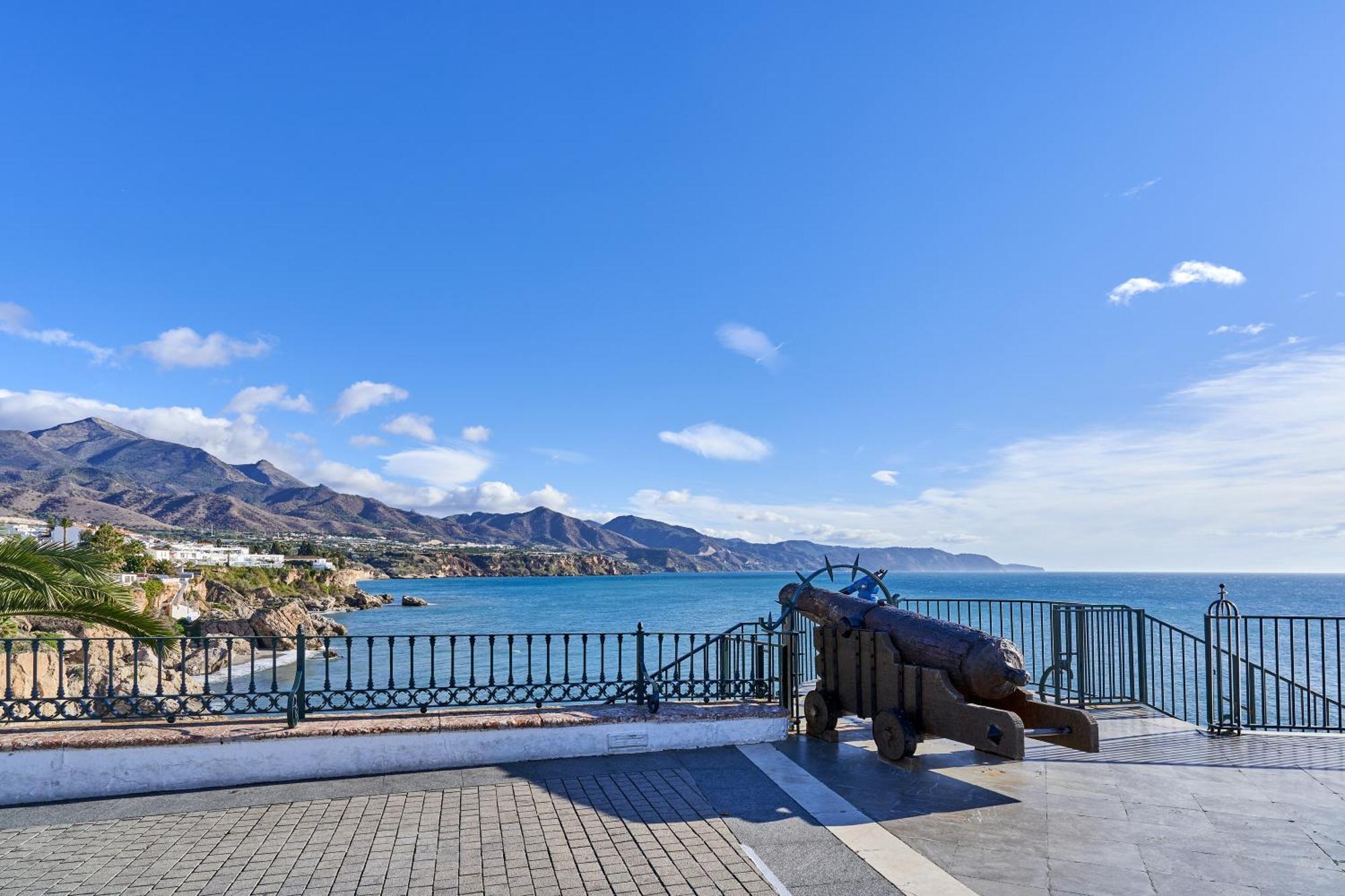 Apartamento Fernandita Nerja Luaran gambar